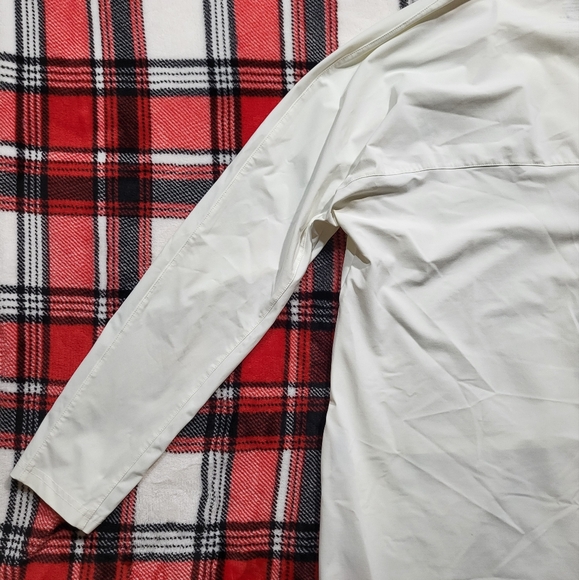 Aday Something Borrowed White Shirt With Face Design Size Small - Picture 13 of 14